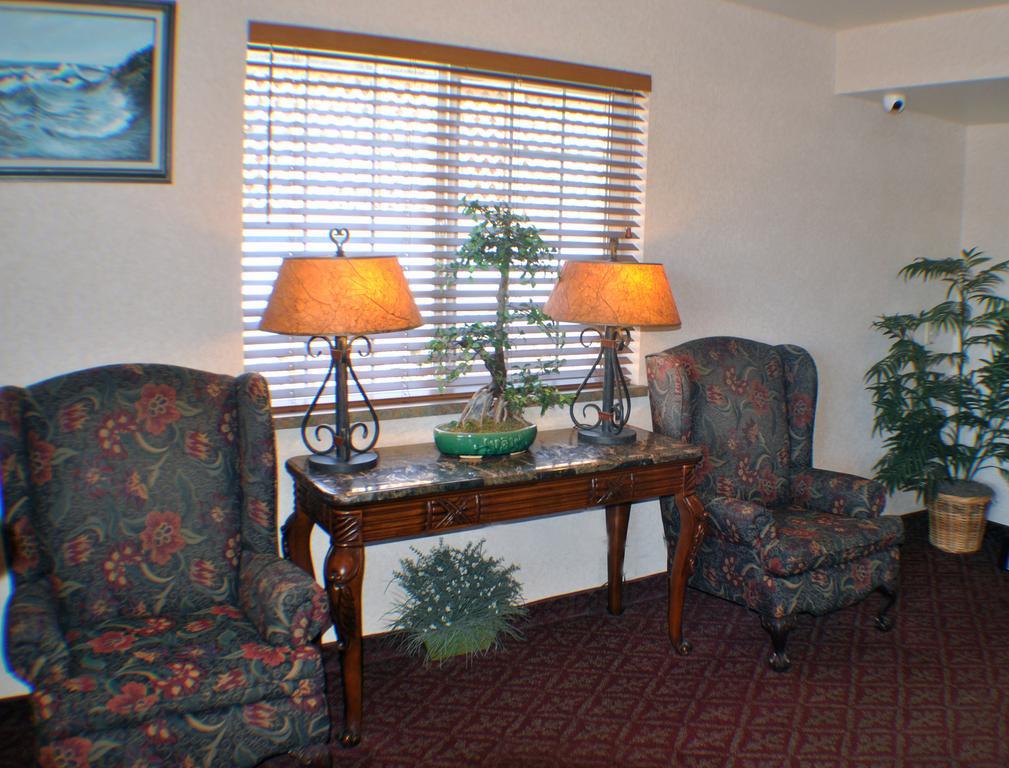 Paradise Inn & Suites At Lincoln City Exteriör bild